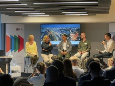 112-251002-HamburgStandard-Titel